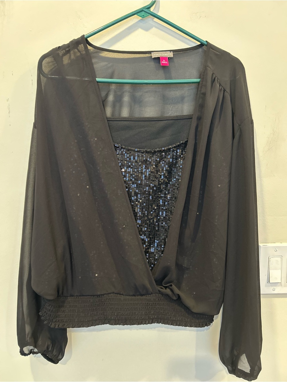 NWT Women's Overlapping Sequin Long-Sleeve Top. Size XL